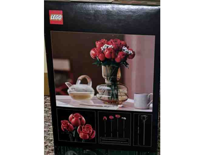 Pastimes Toy Store Bouquet of Roses Lego building set