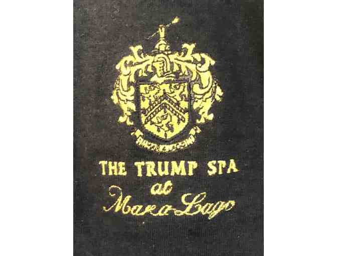 The Trump Spa at Mar-a-Lago tee shirt by GEAR (size XL)