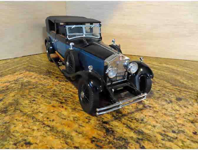 Model Car - 1929 Rolls Royce Phantom I Cabriolet de Ville Model.