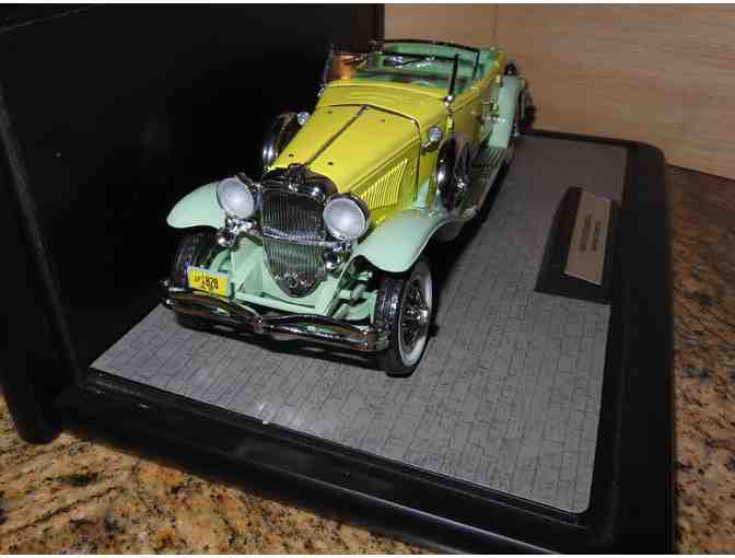 Model of Gary Cooper's 1936 Duesenberg J Derham Tourster
