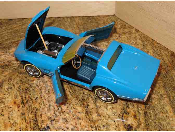 Model Car 1968 Chevrolet Corvette Stingray