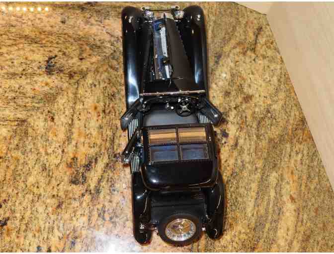 Model Car 1930 Bugatti Royale Coupe Napoleon