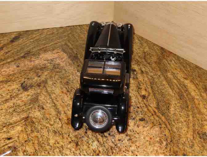 Model Car 1930 Bugatti Royale Coupe Napoleon