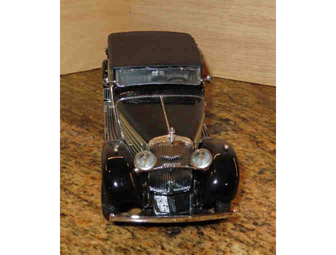 Model Car 1939 Maybach Zeppelin