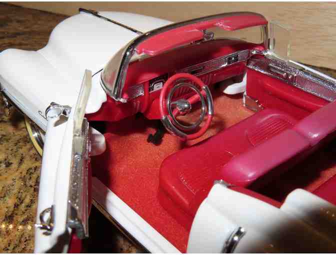 Model Car 1953 Cadillac ElDorado Convertible