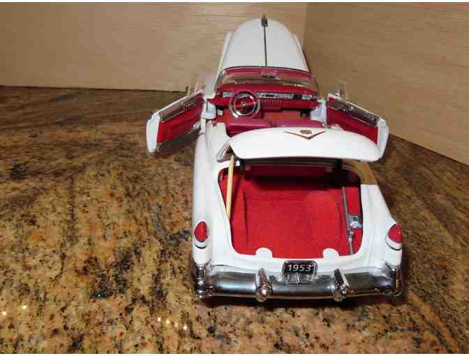 Model Car 1953 Cadillac ElDorado Convertible
