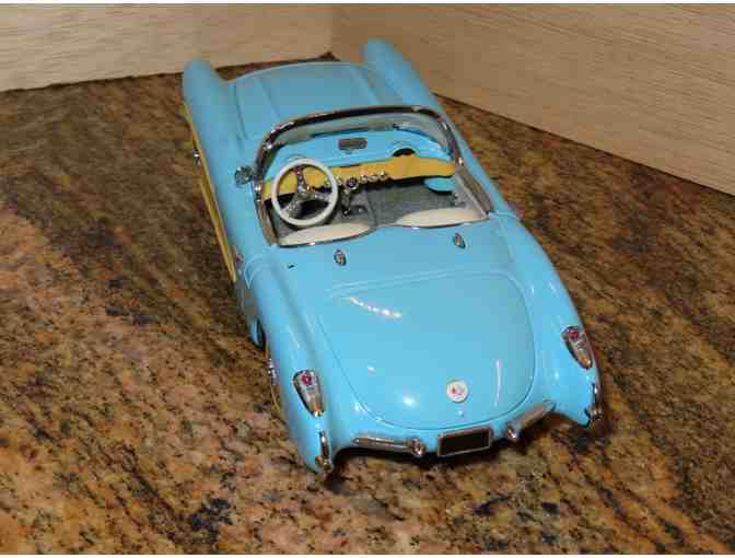 Model Car 1956 Chevrolet Corvette