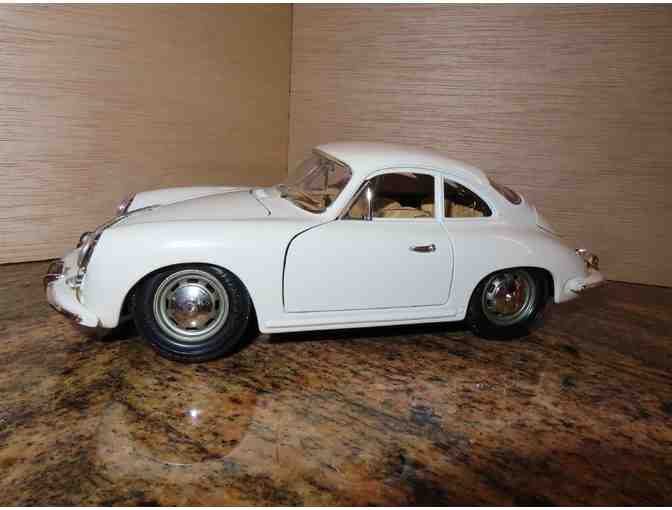 Model Car 1961 Porsche 356B