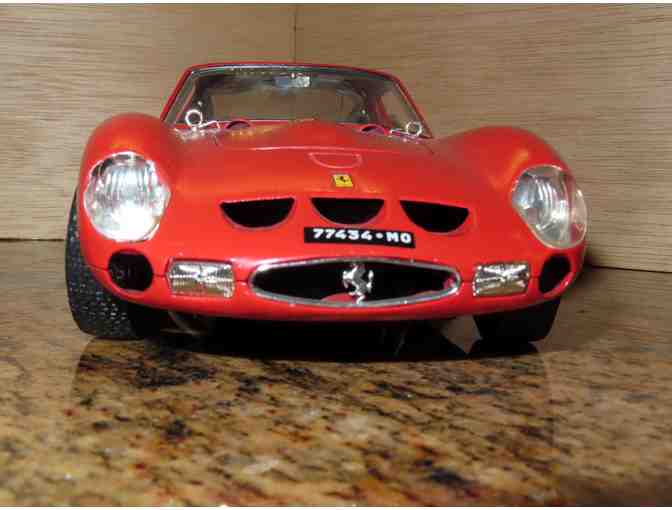 Model Car 1962 Ferrari GTO