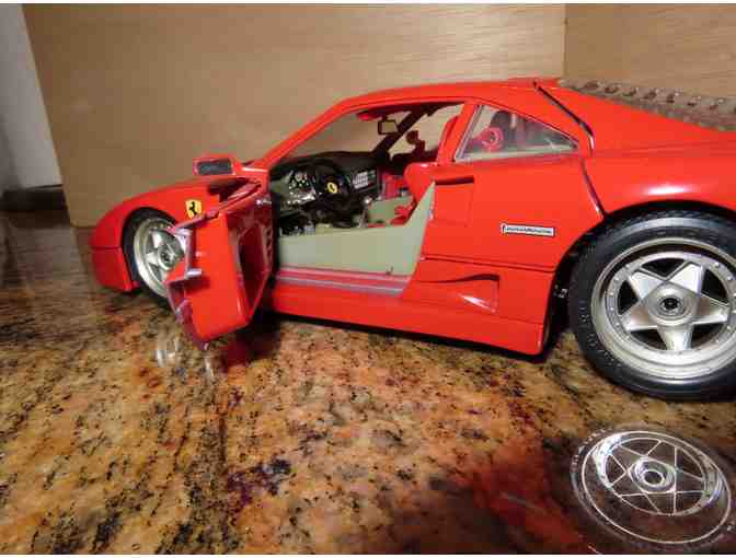 Model Car 1987 Ferrari F40