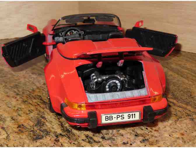 Model Car 1989 Porsche 911 Speedster