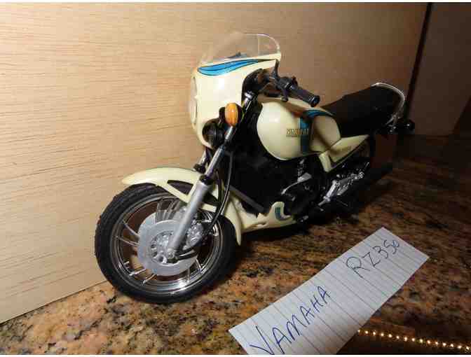Yamaha RZ350 Motorcycle Model