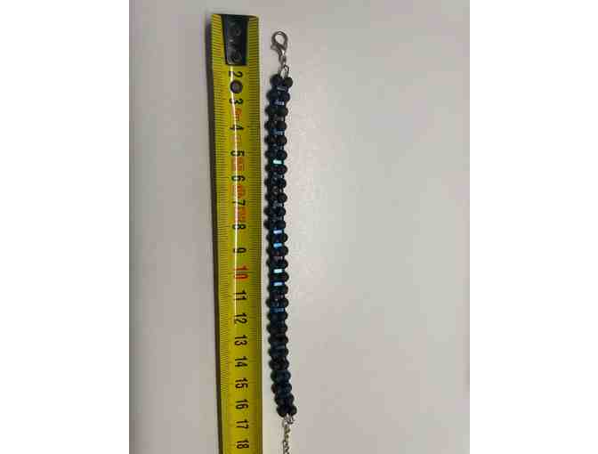 Icelandic lava stone jewelry. Earrings/bracelet (JP)