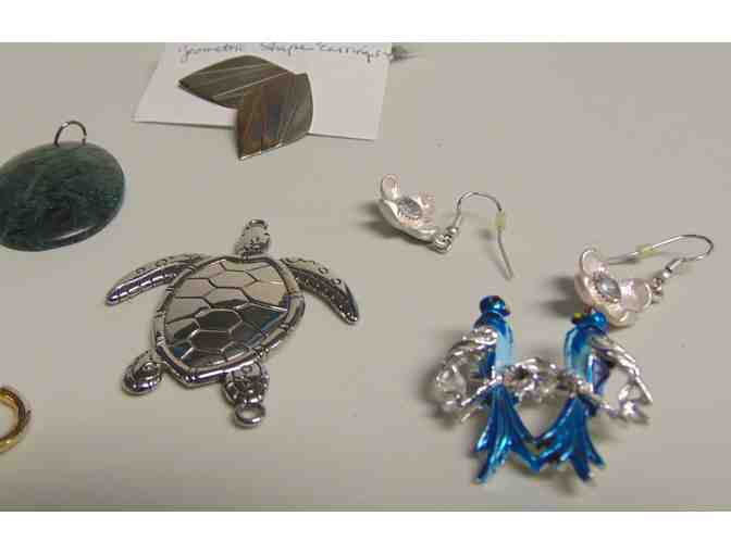 11 Neat Jewelry Pins/Pendant/Pierced Earrings