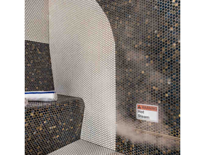 Calistoga, CA - Up Valley Inn & Hot Springs - One night stay with bottle of wine