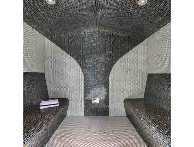 Calistoga, CA - Up Valley Inn & Hot Springs - One night stay with bottle of wine