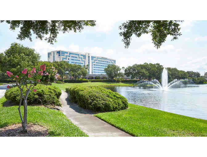 1 Night Stay at Renaissance Orlando Airport