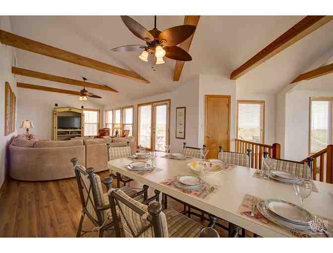 1 Week Stay 4 Bedroom Oceanfront House Waves, NC- (November or December 2022)