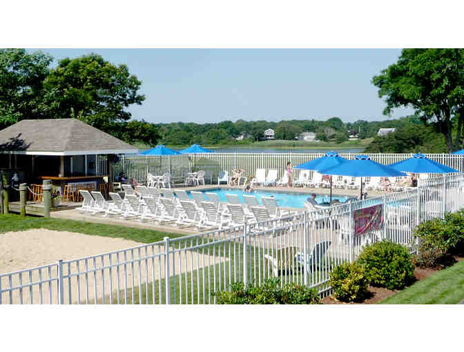 1 Night Stay at the Bayside Resort in Cape Cod (Sept 15, 2024 - May15, 2025)