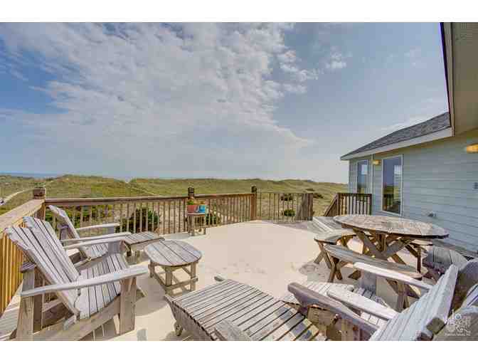 1 Week Stay 4 Bedroom Oceanfront House Waves, NC- (October, November or December 2024)