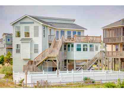1 Week Stay 4 Bedroom Oceanfront House Waves, NC- (October, November or December 2025)