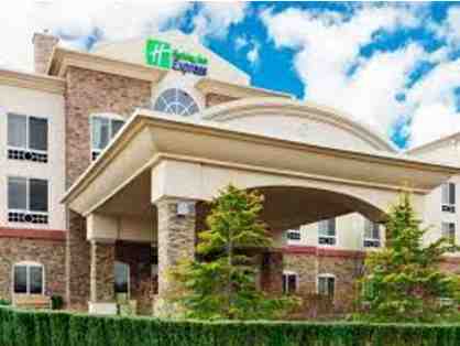 1 Night (Sun-Thurs) Stay at The Holiday Inn Express East End