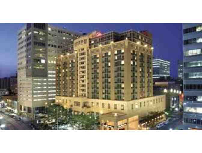 1 Night Stay with breakfast for 2 at the Harrisburg Hilton and 2 Hershey Park Tickets - Photo 2