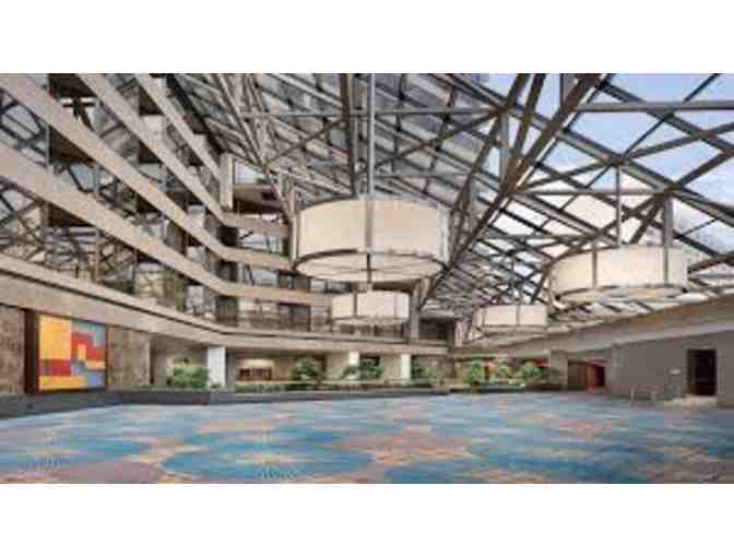 2 Night Weekend Stay at The Crystal Gateway Marriott (DC Area) & Breakfast for 2 - Photo 1