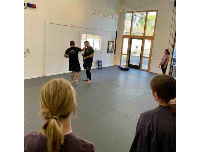 Self Defense Class for up to twelve (12) people - Reynaga Athletics