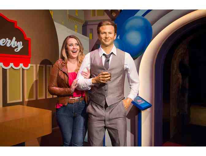 Two Passes Hollywood Wax Museum & Guiness World Records