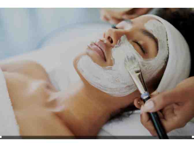 One-Hour Facial with Refresh Skin
