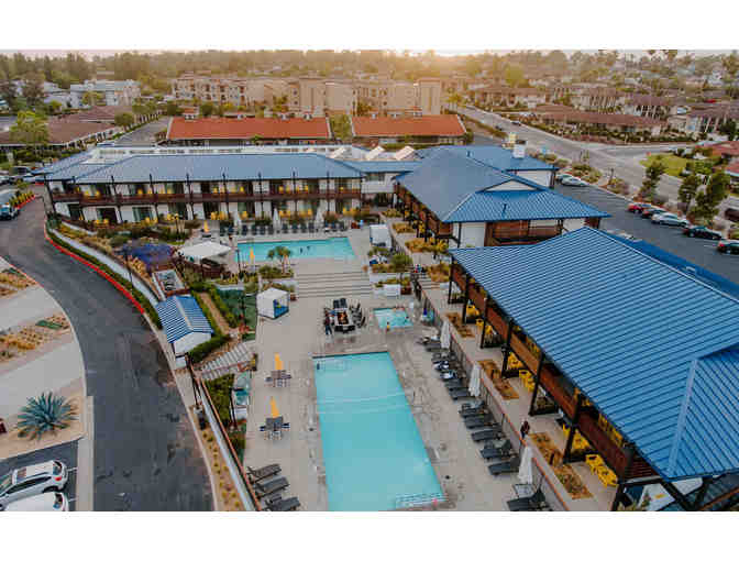 Lakehouse Resort One Night Stay with Breakfast