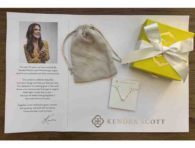 Mini Elisa Necklace in White Mother-of-Pearl from Kendra Scott