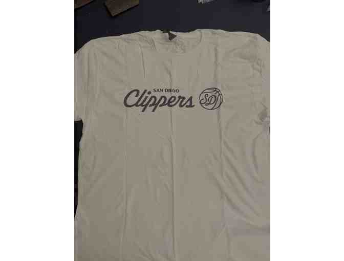 4 Tickets to San Diego Clippers Game & San Diego Sockers Game at Frontwave Arena