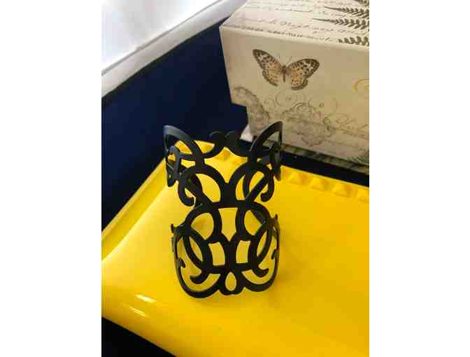 Lucy's Gift Box with $25 Gift Certificate