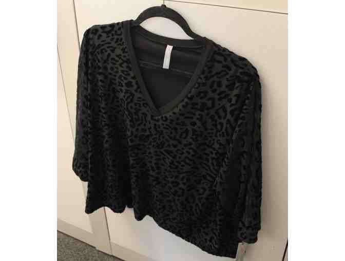 The Dain Shoppe Gift Set - Two Tops and Some Hanky Panky