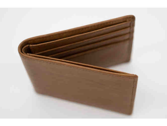 Leatherology Thin Bi-fold Wallet