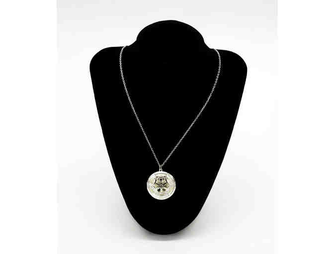 'Serenity' Aromatherapy Oil Braille Necklace