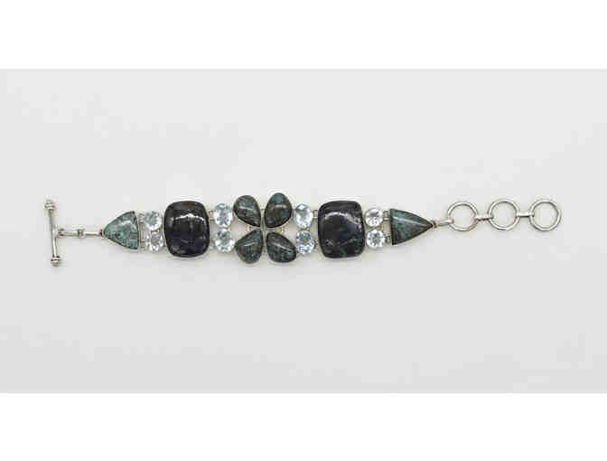 Gemstone Bracelet in Green and Silver