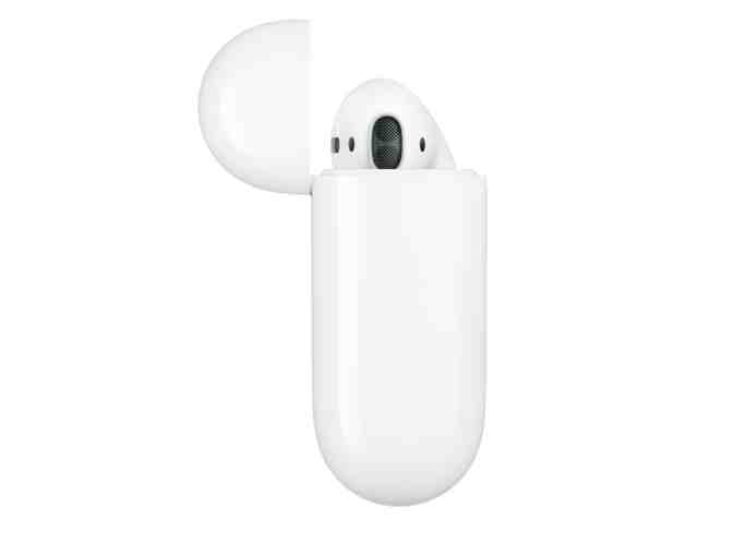 Apple AirPods with Charging Case