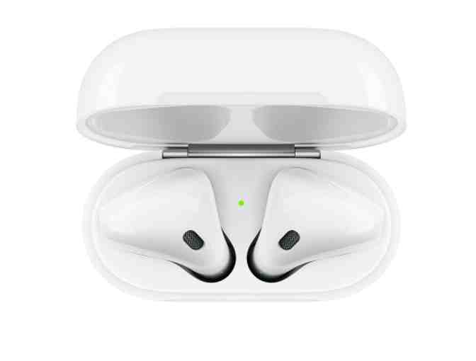 Apple AirPods with Charging Case
