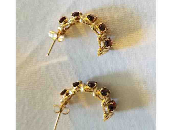 Garnet Earring in 14K Setting-Pre Owned