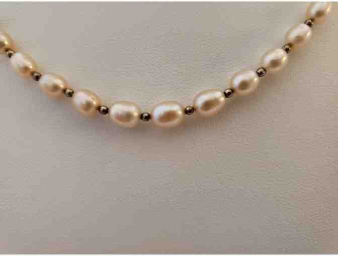 Pink Pearl and Gold Toned Bead Necklace- 14'