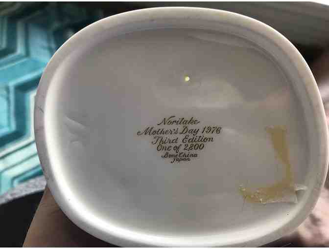 Vintage 1976 Noritake Cat & Kitten Figurine