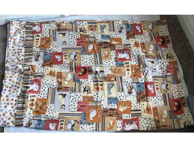 Lot of 2 Cat Themed Pillow Cases