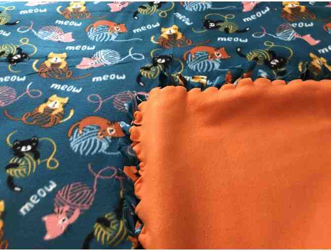 Throw Blanket - Cats with Yarn