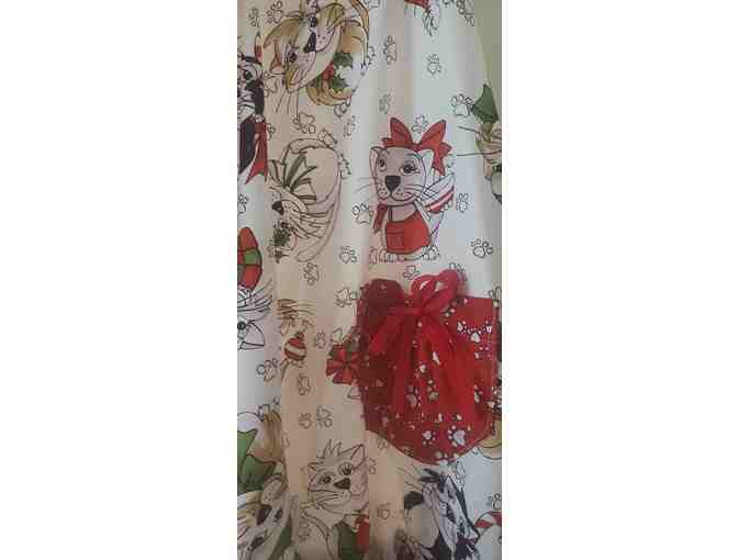 Apron- Christmas Home for the Holidays