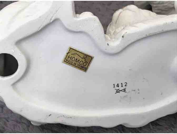 Lot of 3 White Cat Figuringes