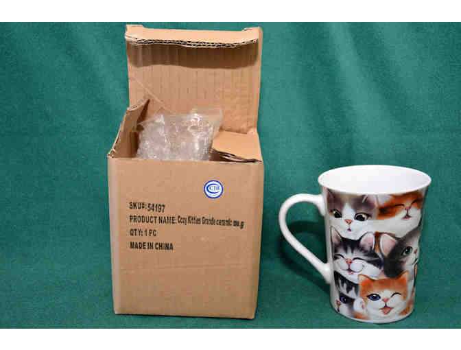 Cozy Kitties Grande Mug