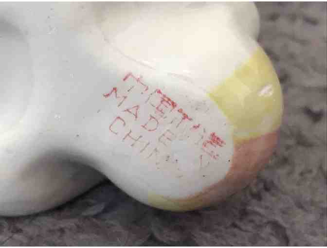 Lot of 2 Cat Figurines